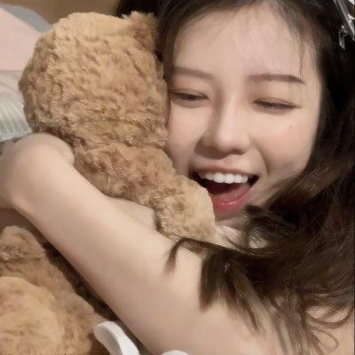 彩象岛的女孩儿